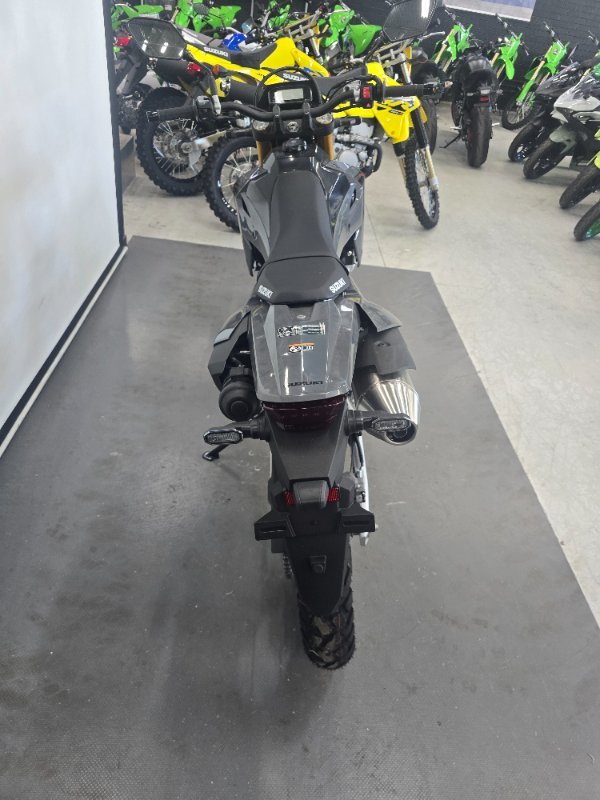 2026 Suzuki DR-Z4S (DR-Z400SRJ) GREY
