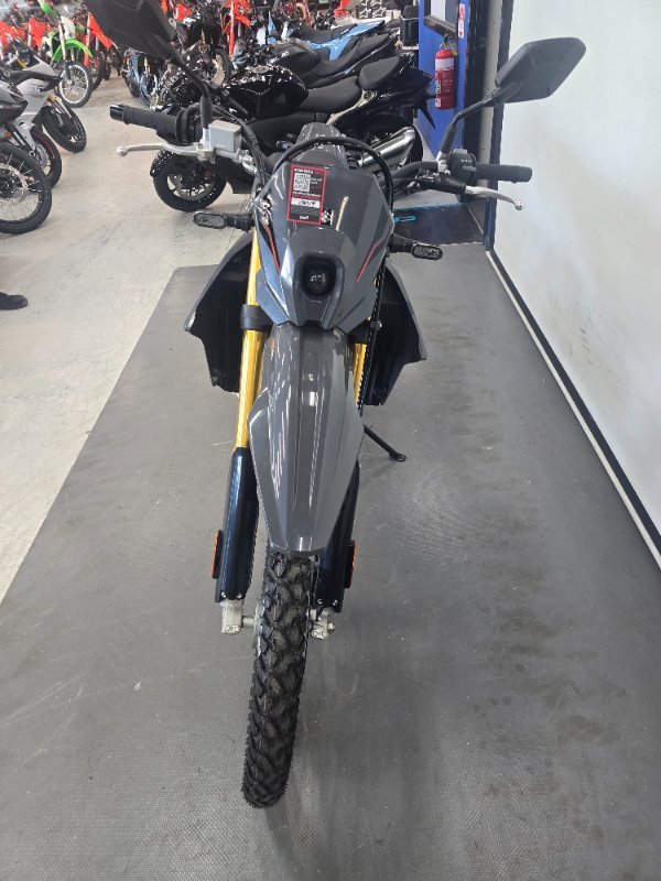 2026 Suzuki DR-Z4S (DR-Z400SRJ) GREY