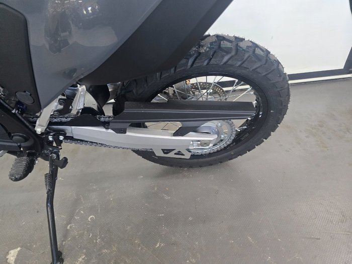 2026 Suzuki DR-Z4S (DR-Z400SRJ) GREY