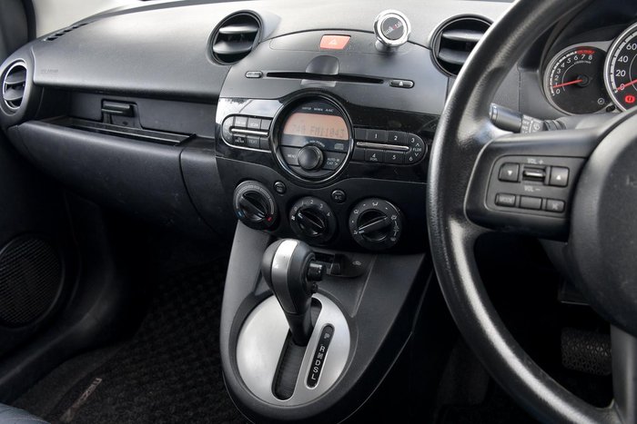 2013 Mazda 2 Neo