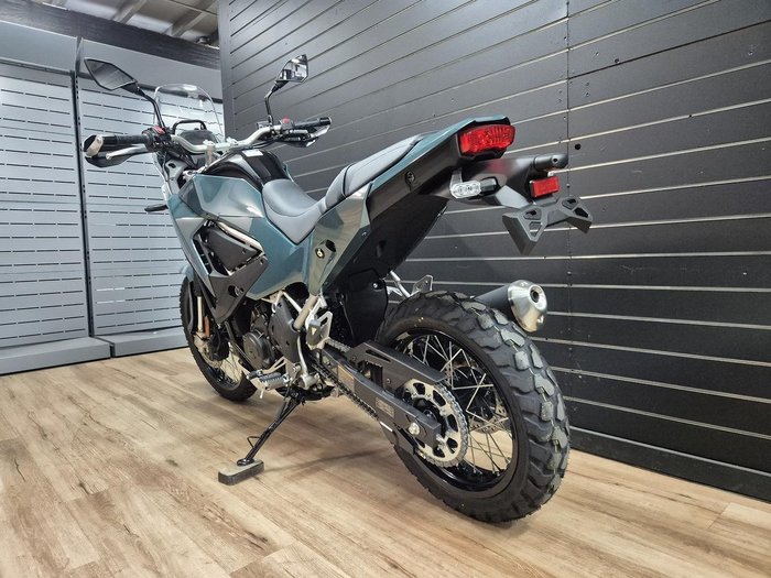 2026 Kawasaki KLE500 KLE500DTFAW Green