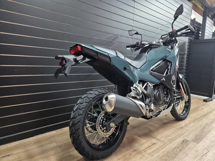 2026 Kawasaki KLE500 KLE500DTFAW Green