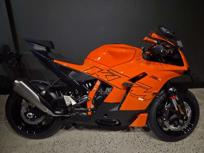 2026 Ktm 2026 Ktm 990cc 990 RC R ORANGE
