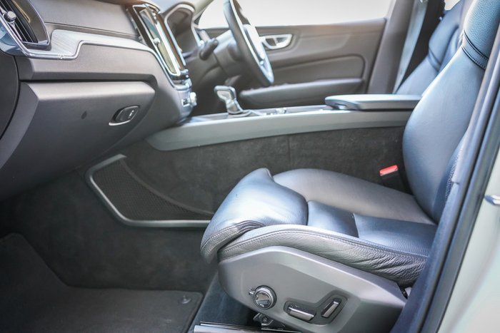 2020 Volvo XC60 T5 Inscription