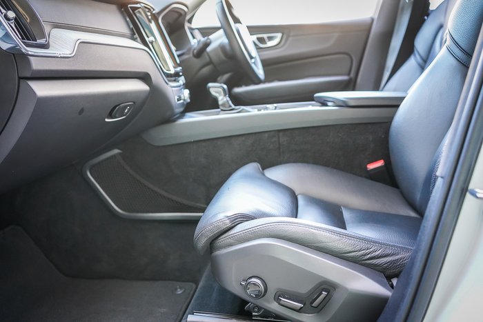 2020 Volvo XC60 T5 Inscription
