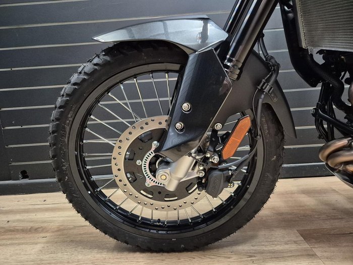 2026 Kawasaki KLE500 KLE500CTFNW Grey
