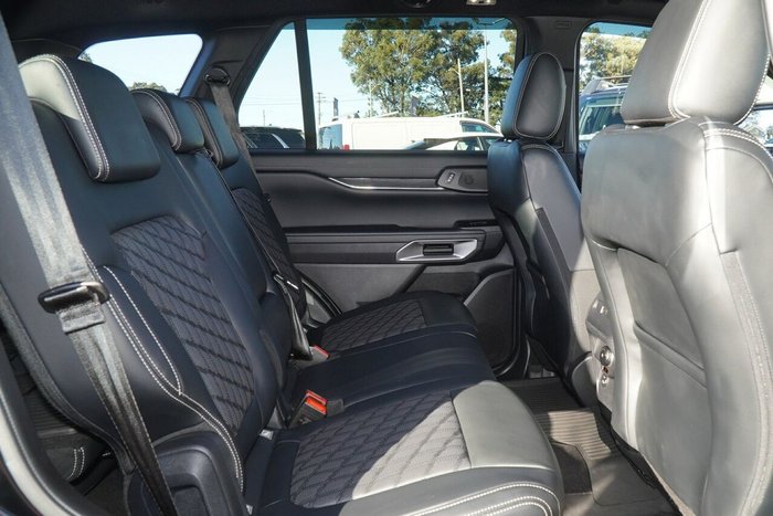 2025 Ford Everest Platinum