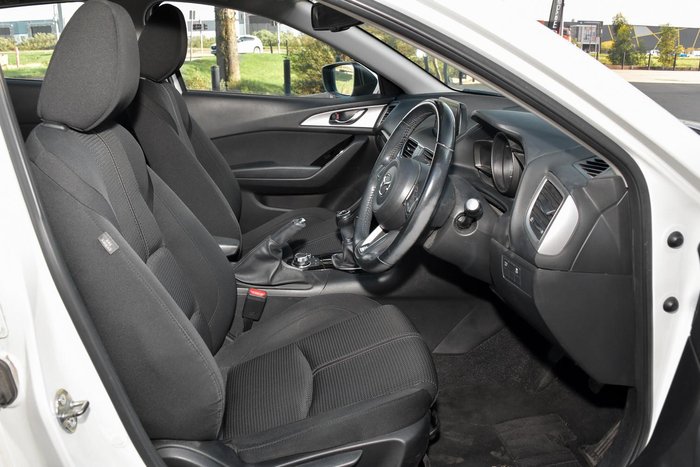 2016 Mazda 3 Maxx