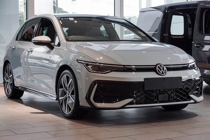 2025 Volkswagen Golf 110TSI R-Line