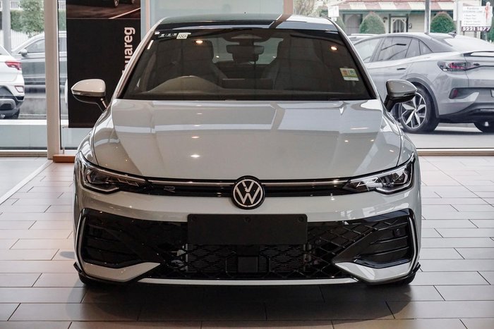 2025 Volkswagen Golf 110TSI R-Line