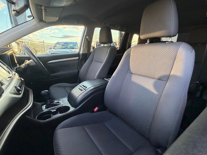 2017 Toyota Kluger GX