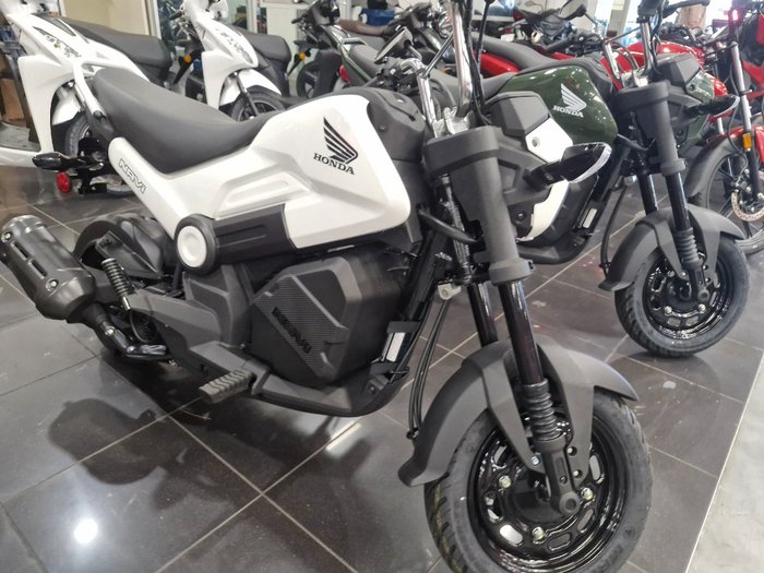 2024 Honda 2024 Honda 110CC NVA110 RED