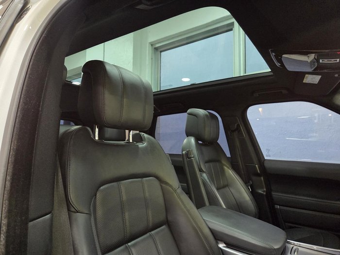 2021 Land Rover Range Rover Sport D300 HSE