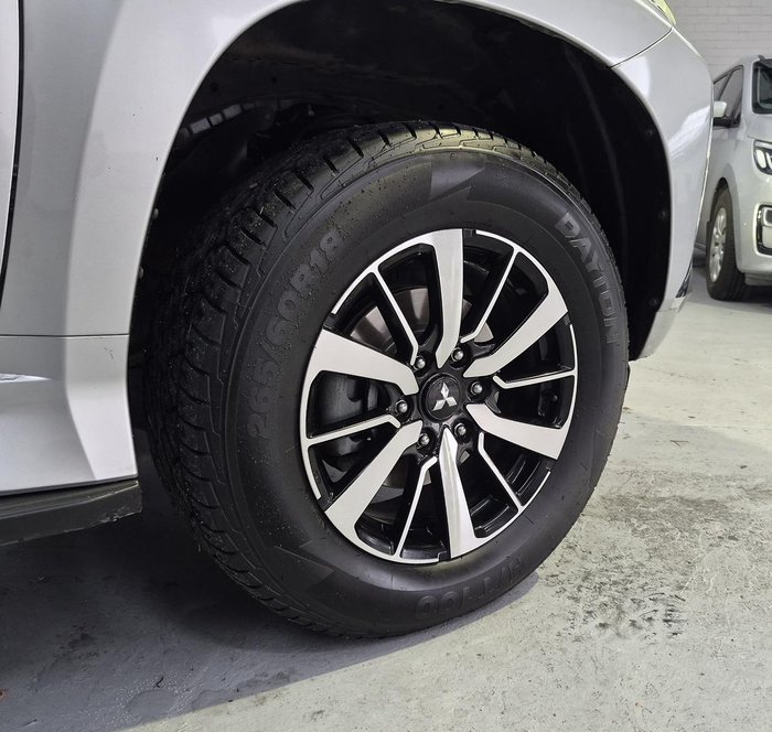 2018 Mitsubishi Pajero Sport GLS