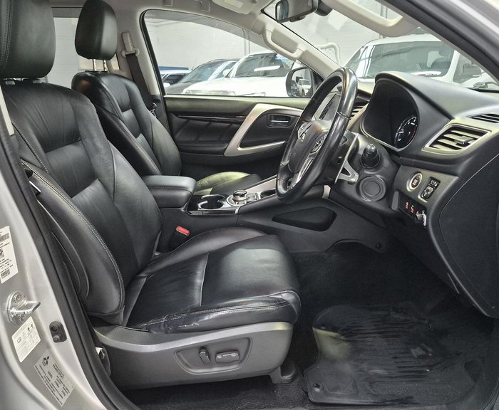 2018 Mitsubishi Pajero Sport GLS