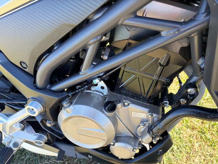2021 CFMOTO 300 NK ABS Black