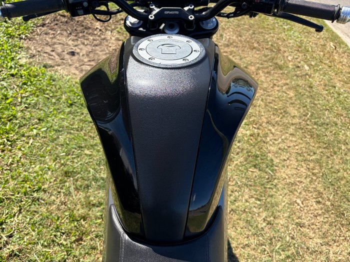 2021 CFMOTO 300 NK ABS Black