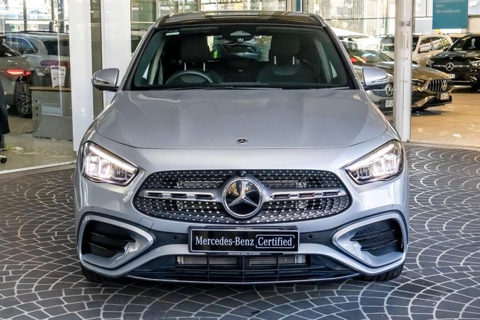 2025 Mercedes-Benz GLA-Class GLA200