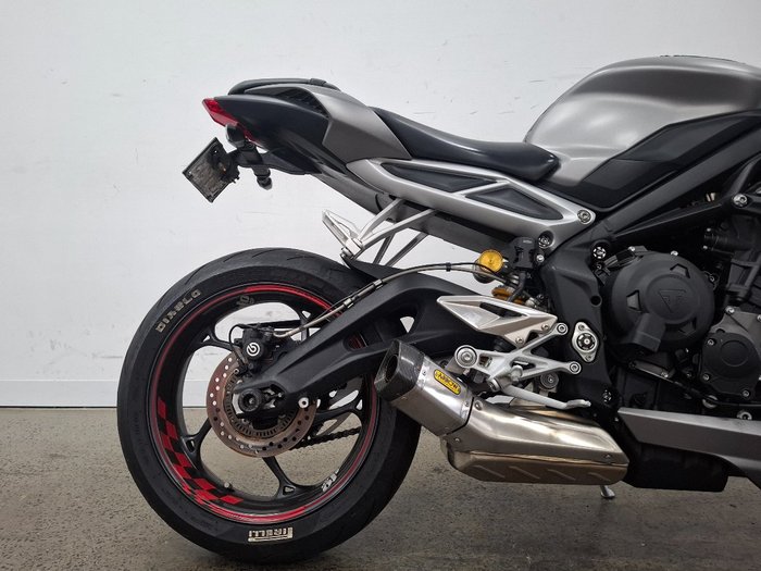 2017 Triumph STREET TRIPLE RS Grey