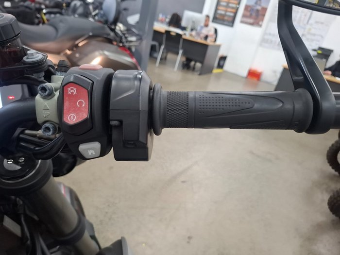 2017 Triumph STREET TRIPLE RS Grey