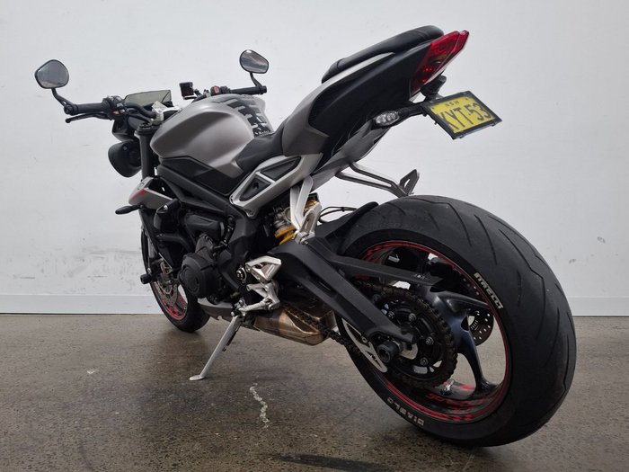 2017 Triumph STREET TRIPLE RS Grey