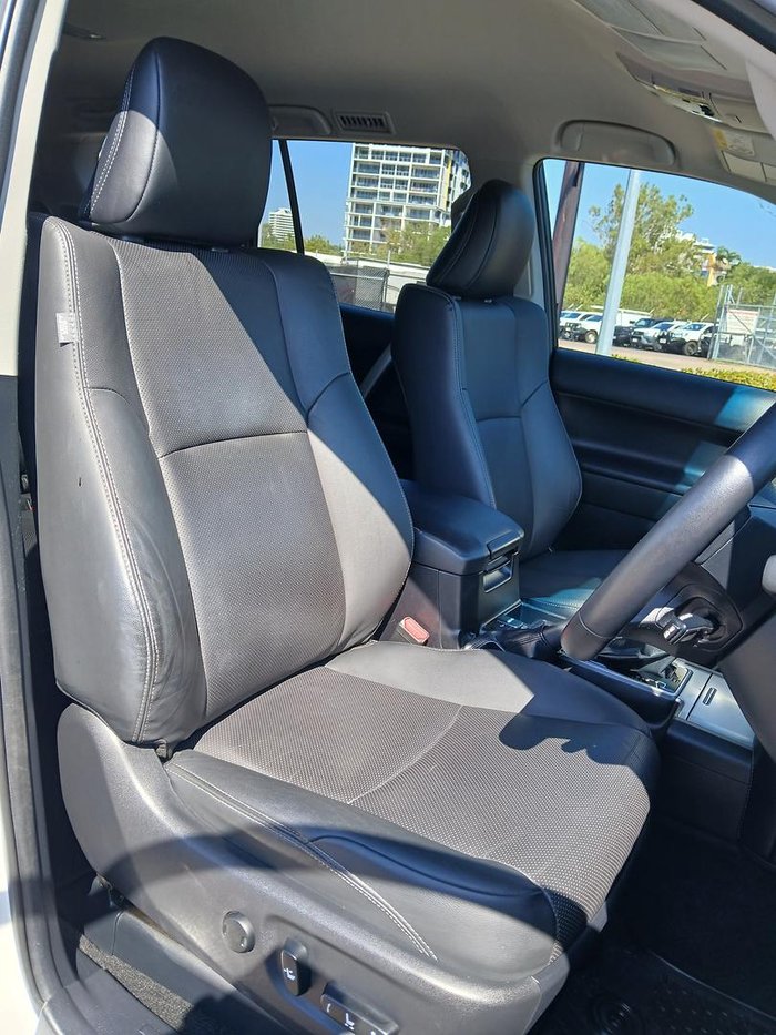 2023 Toyota Landcruiser Prado VX