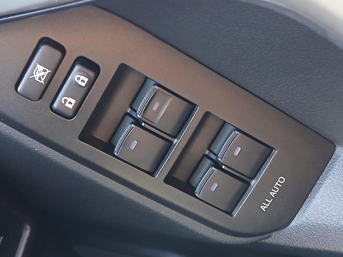 2023 Toyota Landcruiser Prado VX