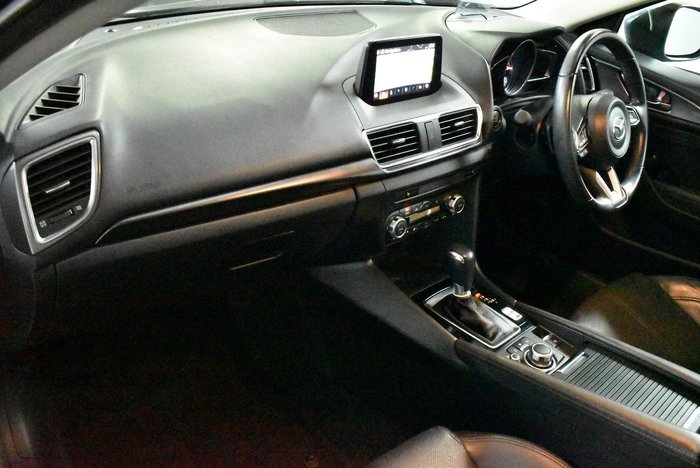 2018 Mazda 3 SP25 GT