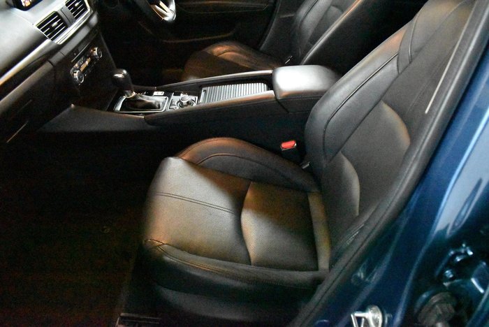 2018 Mazda 3 SP25 GT
