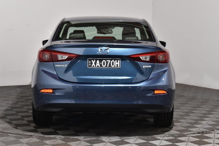 2018 Mazda 3 SP25 GT
