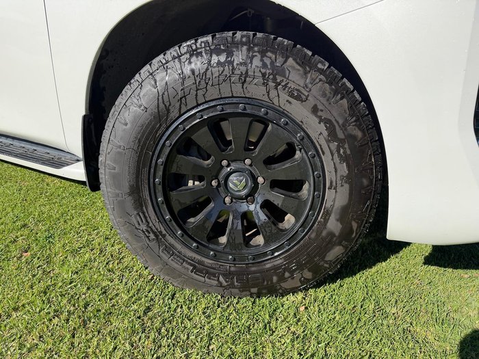 2022 Nissan Patrol Ti-L