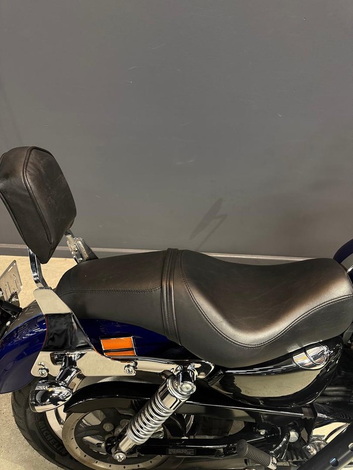2007 Harley-Davidson 1200 Custom (XL1200C) Sportster Blue