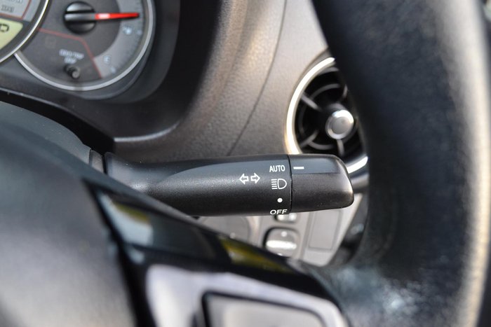 2018 Toyota Yaris Ascent NCP130R Silver Pearl