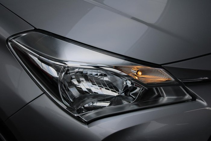 2018 Toyota Yaris Ascent NCP130R Silver Pearl