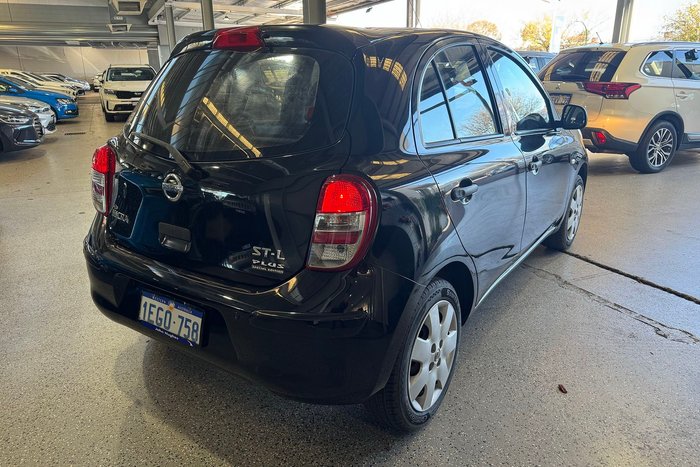 2013 Nissan Micra ST-L