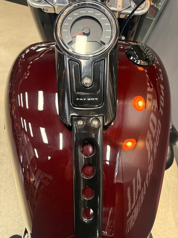 2022 Harley-Davidson Fat Boy 114 (FLFBS) Softail Black