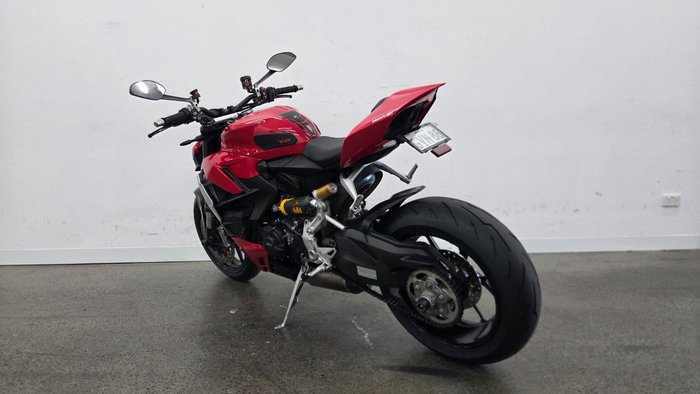 2022 DUCATI STREETFIGHTER V2 Red