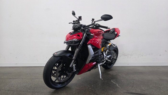 2022 DUCATI