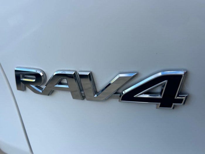 2025 Toyota RAV4 GX