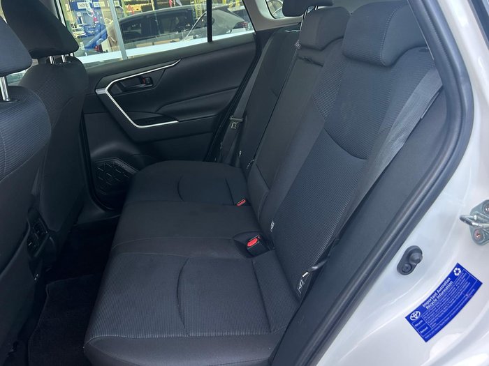 2025 Toyota RAV4 GX