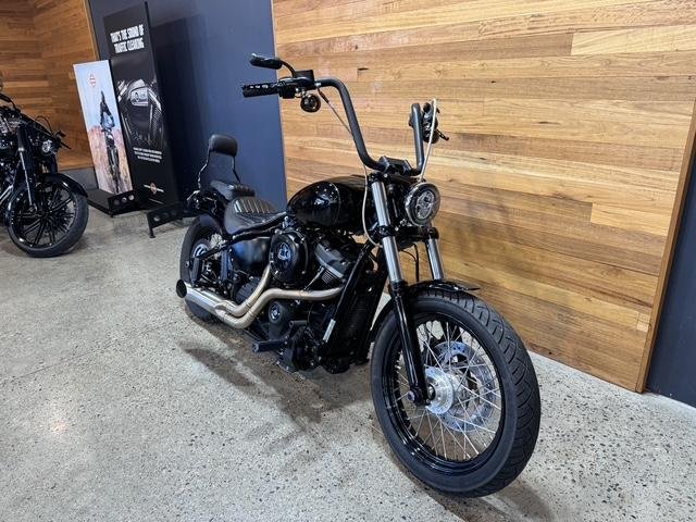 2017 Harley-Davidson Street Bob 107 (FXBB)