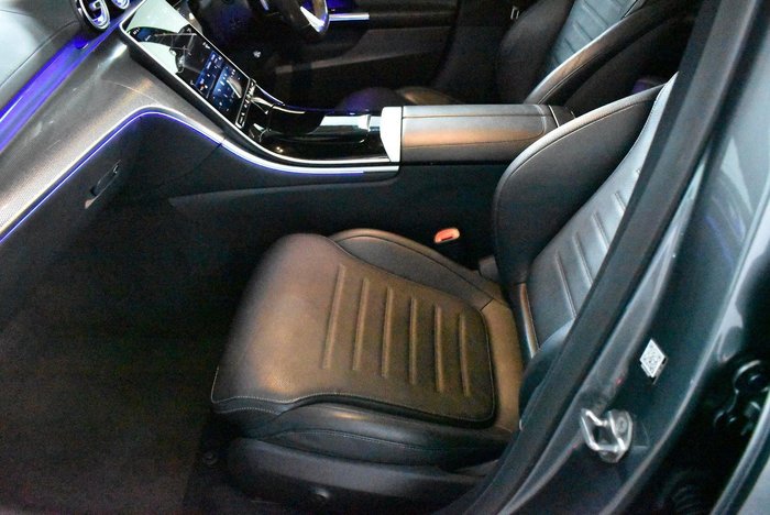 2022 Mercedes-Benz C-Class C300