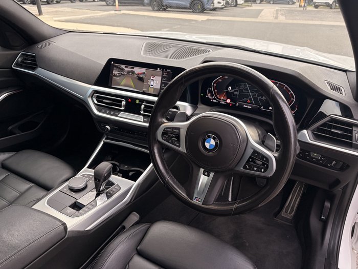 2022 BMW 3 Series 330i M Sport
