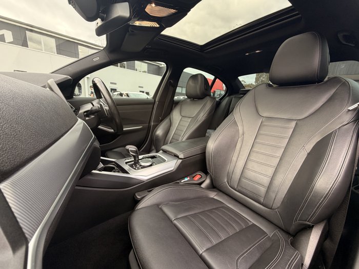 2022 BMW 3 Series 330i M Sport