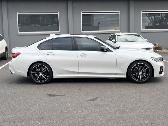 2022 BMW 3 Series 330i M Sport