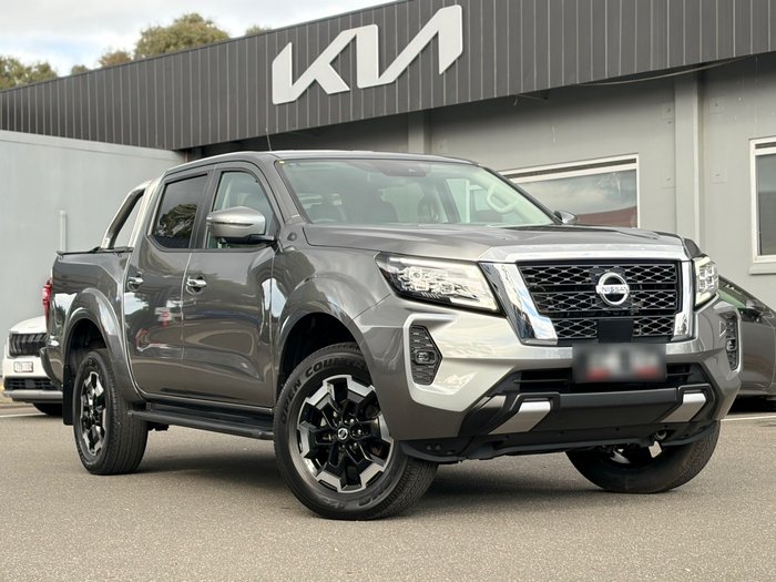 2023 Nissan Navara ST-X
