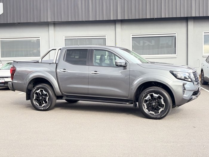 2023 Nissan Navara ST-X