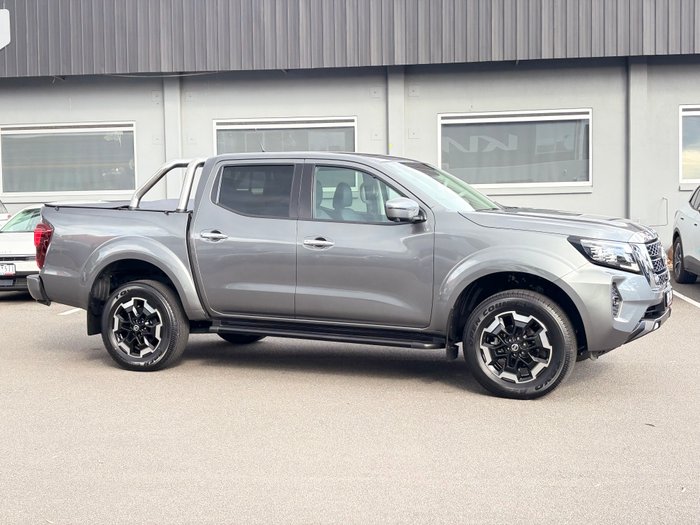 2023 Nissan Navara ST-X