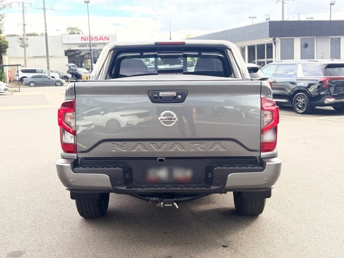 2023 Nissan Navara ST-X