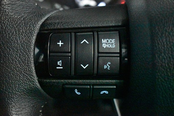 2020 Toyota Hilux SR5